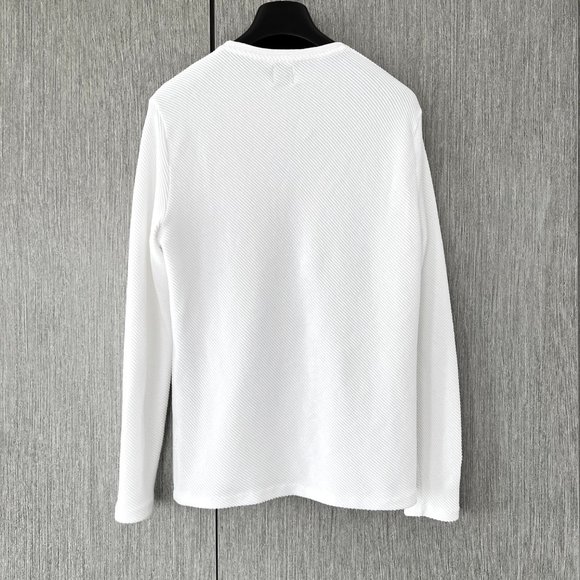 Zara White Textured Long-Sleeve Crewneck - Size Medium - Picture 2 of 6